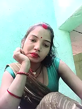 Snapshot of Bhuvi_Bedi chatting on 11, 3, 2025 Bhuvi Bedi online show from 11, 3, 2025