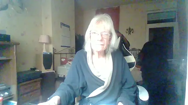 rosanetrav online show from 18, 11, 2025