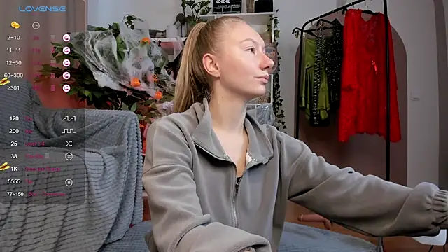 Snapshot of Rachel_Rut chatting on 22, 10, 2025 Rachel Rut online show from 22, 10, 2025