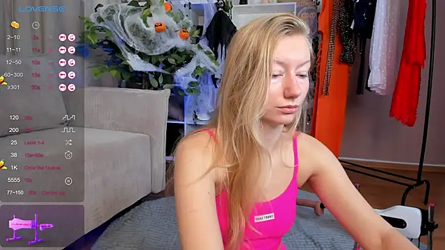 Snapshot of Rachel_Rut chatting on 29, 10, 2025 Rachel Rut online show from 29, 10, 2025