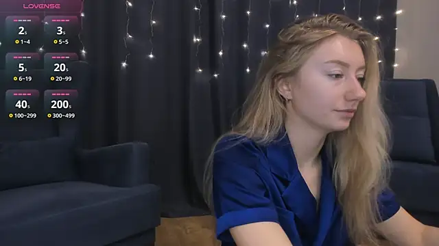 Snapshot of Rachel_Rut chatting on 23, 11, 2025 Rachel Rut online show from 23, 11, 2025