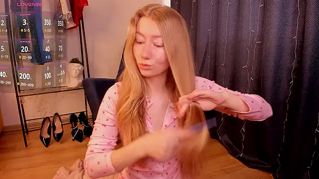 Snapshot of Rachel_Rut chatting on 15, 3, 2026 Rachel Rut online show from 15, 3, 2026