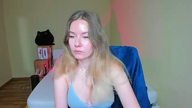 EmilyPaw online show from 11, 2, 2025