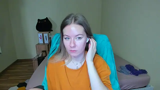 EmilyPaw online show from 22, 2, 2025