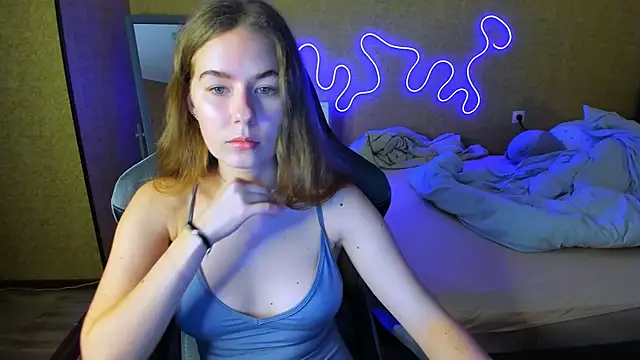 EmilyPaw online show from 8, 5, 2026