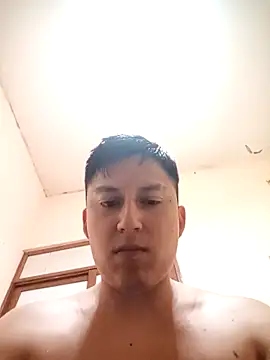 Snapshot of LuisMex1998 chatting on 3, 2, 2026 LuisMex1998 online show from 3, 2, 2026