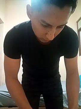 Snapshot of LuisMex1998 chatting on 20, 2, 2026 LuisMex1998 online show from 20, 2, 2026