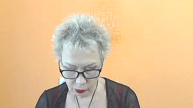 NessyJenixs online show from 28, 10, 2025