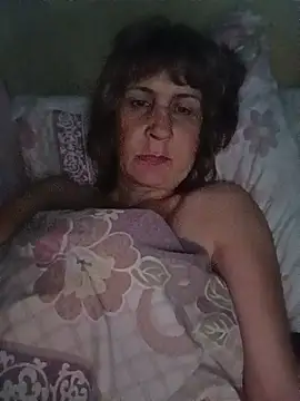 Laura Kiss online show from 12, 6, 2026