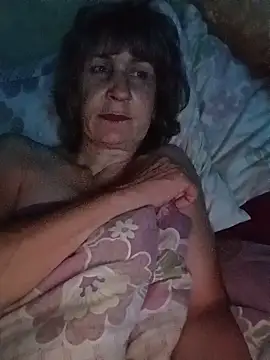 Laura Kiss online show from 13, 6, 2026