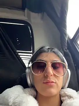 fiorella paris online show from 22, 2, 2026