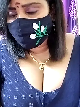 Queenflowerr online show from 27, 9, 2025