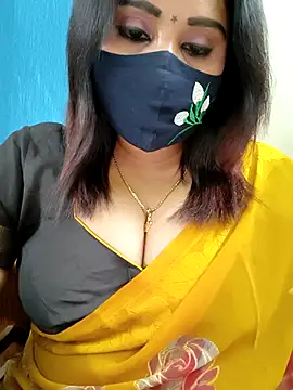 Queenflowerr online show from 5, 5, 2026