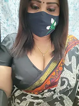 Snapshot of Queenflowerr chatting on 8, 6, 2026 Queenflowerr online show from 8, 6, 2026