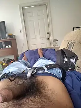 Snapshot of Ernestomh chatting on 8, 9, 2025 Ernestomh online show from 8, 9, 2025