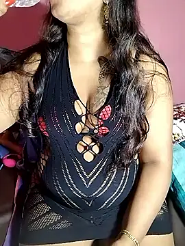Snapshot of Sexy-Monikaa chatting on 14, 5, 2026 Sexy-Monikaa online show from 14, 5, 2026