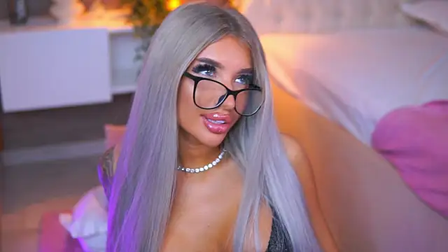 Juicy Jessye online show from 14, 7, 2026