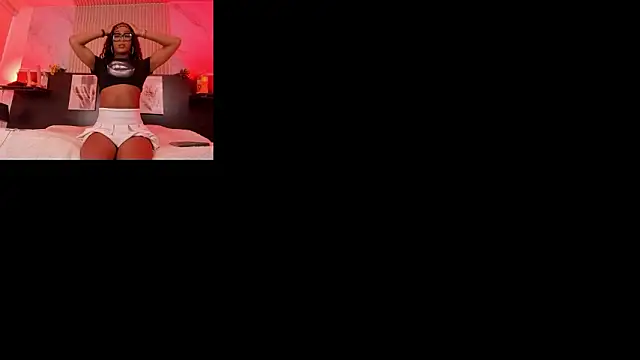 Snapshot of nahomy_james25 chatting on 14, 2, 2026 nahomy james25 online show from 14, 2, 2026