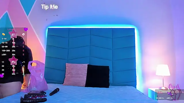 Snapshot of Luciana_brown_ chatting on 24, 1, 2025 Luciana brown  online show from 24, 1, 2025