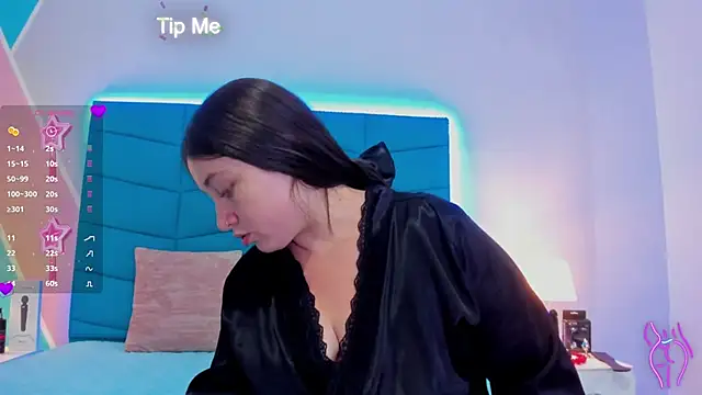 Snapshot of Luciana_brown_ chatting on 25, 1, 2025 Luciana brown  online show from 25, 1, 2025