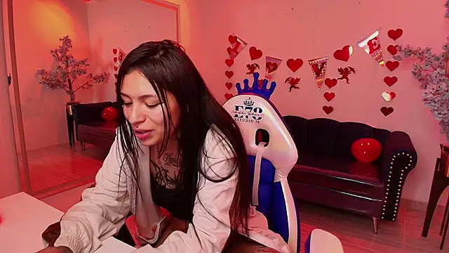 Charlotte ethan online show from 16, 2, 2025