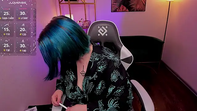 Snapshot of Manic_pixie_ chatting on 16, 7, 2026 Manic pixie online show from 16, 7, 2026