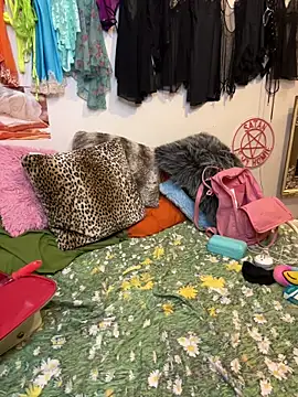 I am babydoll online show from 1, 10, 2025