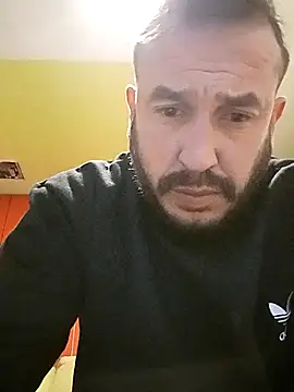 Snapshot of wapo100x100 chatting on 12, 3, 2025 wapo100x100 online show from 12, 3, 2025