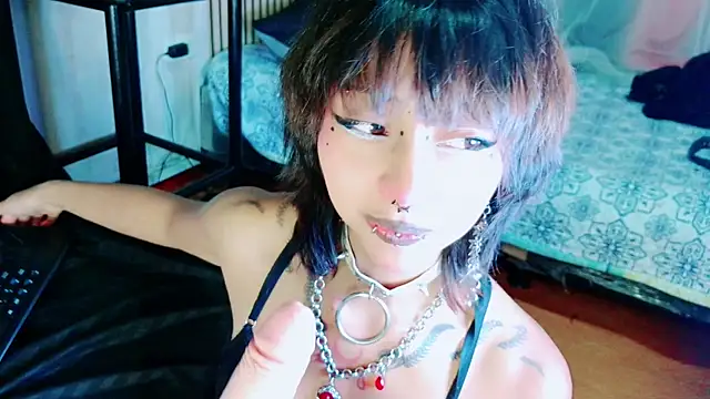 Snapshot of verhona_vlad chatting on 22, 1, 2025 verhona vlad online show from 22, 1, 2025