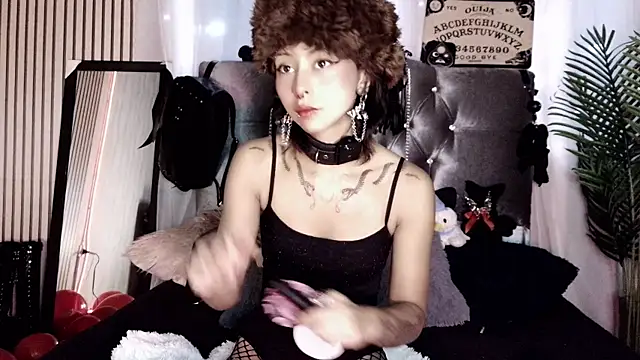 Snapshot of verhona_vlad chatting on 17, 2, 2025 verhona vlad online show from 17, 2, 2025