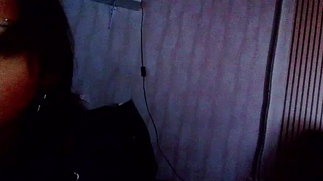 Snapshot of verhona_vlad chatting on 11, 3, 2025 verhona vlad online show from 11, 3, 2025