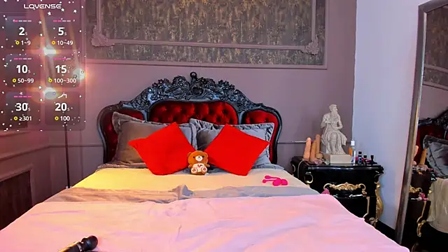 Snapshot of LittleCuties chatting on 13, 3, 2025 LittleCuties online show from 13, 3, 2025