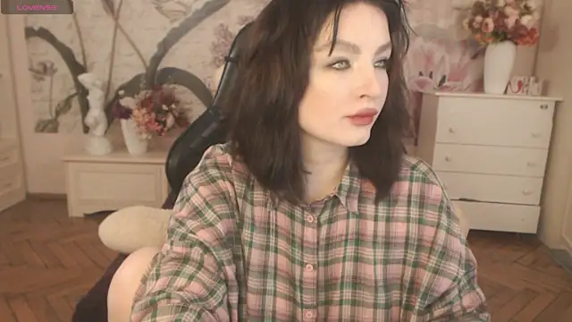 BritneyBarker online show from 29, 4, 2026