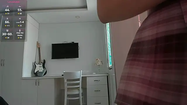 Snapshot of Yuki_miiii chatting on 29, 9, 2025 Yuki miiii online show from 29, 9, 2025