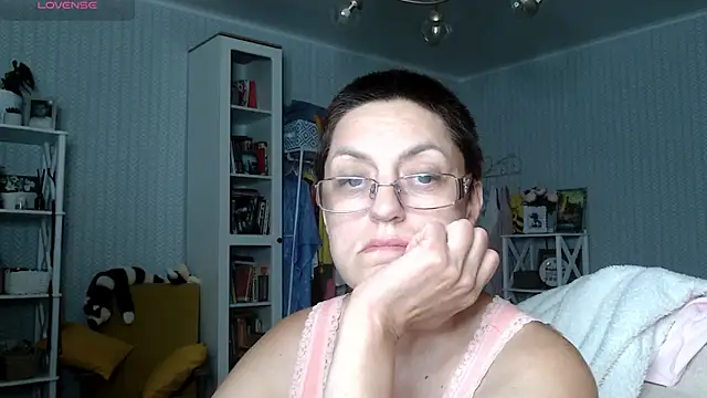 Soffya Soy online show from 2, 7, 2026