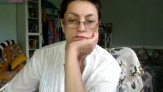 Soffya Soy online show from 5, 7, 2026