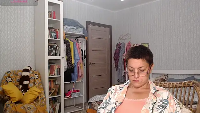Soffya Soy online show from 18, 7, 2026