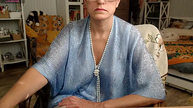 Soffya Soy online show from 1, 8, 2026