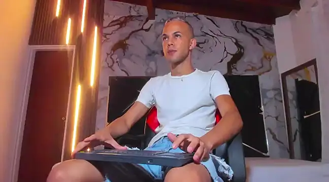 Jeremmy Love online show from 9, 3, 2025