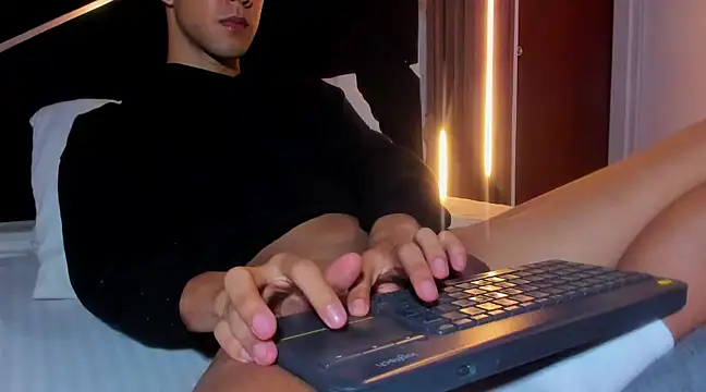 Jeremmy Love online show from 12, 3, 2025