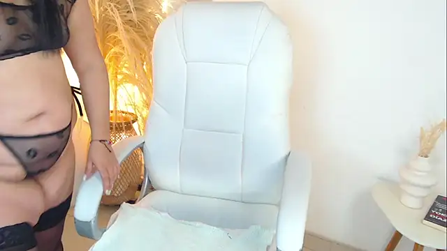 Snapshot of Sofi_BBW chatting on 24, 2, 2026 Sofi BBW online show from 24, 2, 2026