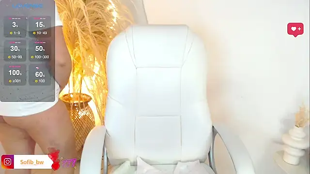 Snapshot of Sofi_BBW chatting on 7, 3, 2026 Sofi BBW online show from 7, 3, 2026