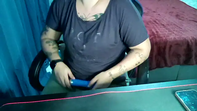 Snapshot of bunnyfox420 chatting on 19, 10, 2025 bunnyfox420 online show from 19, 10, 2025