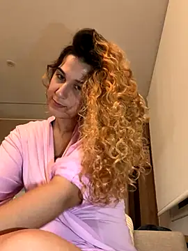 Snapshot of Riverdonttgo chatting on 20, 10, 2025 Riverdonttgo online show from 20, 10, 2025