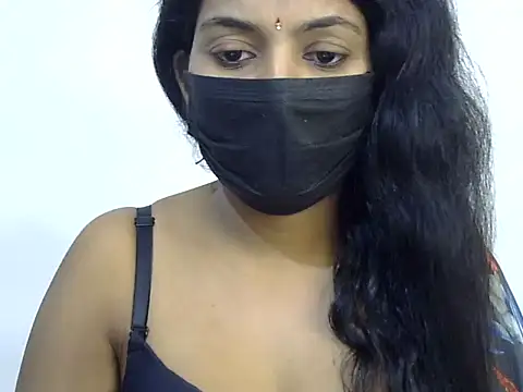Snapshot of Reddy_Trisha chatting on 23, 1, 2025 Reddy Trisha online show from 23, 1, 2025