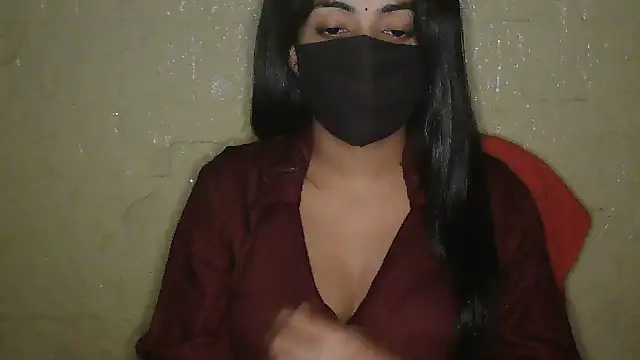 Snapshot of Reddy_Trisha chatting on 18, 11, 2025 Reddy Trisha online show from 18, 11, 2025