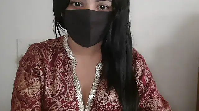 Snapshot of Reddy_Trisha chatting on 7, 1, 2026 Reddy Trisha online show from 7, 1, 2026