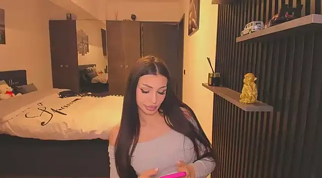 Snapshot of HelenShawn chatting on 29, 1, 2025 HelenShawn online show from 29, 1, 2025