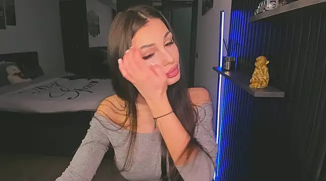 Snapshot of HelenShawn chatting on 30, 1, 2025 HelenShawn online show from 30, 1, 2025