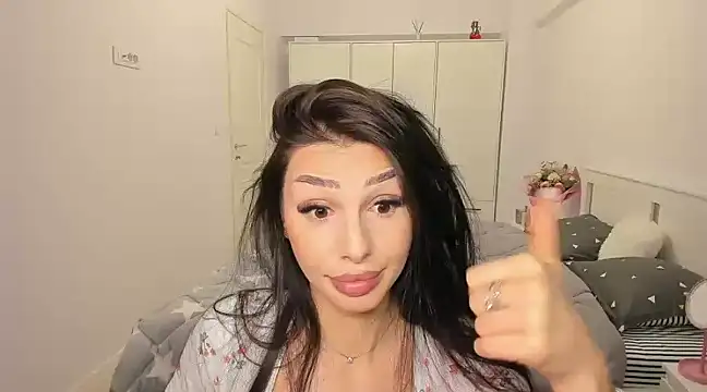 Snapshot of HelenShawn chatting on 1, 3, 2025 HelenShawn online show from 1, 3, 2025